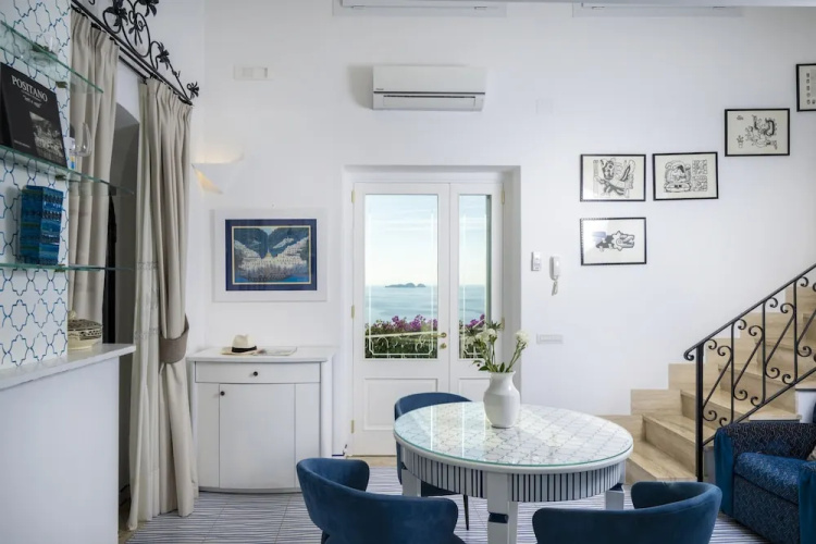Estate4home - Casetta Arienzo