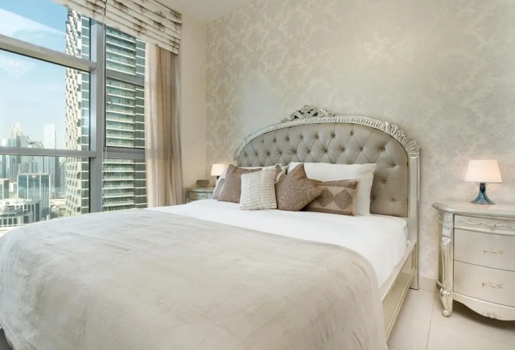 Lux BnB Stand Point -Burj Views