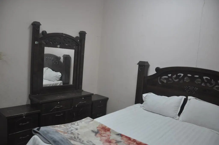 Al Buainain Apartments
