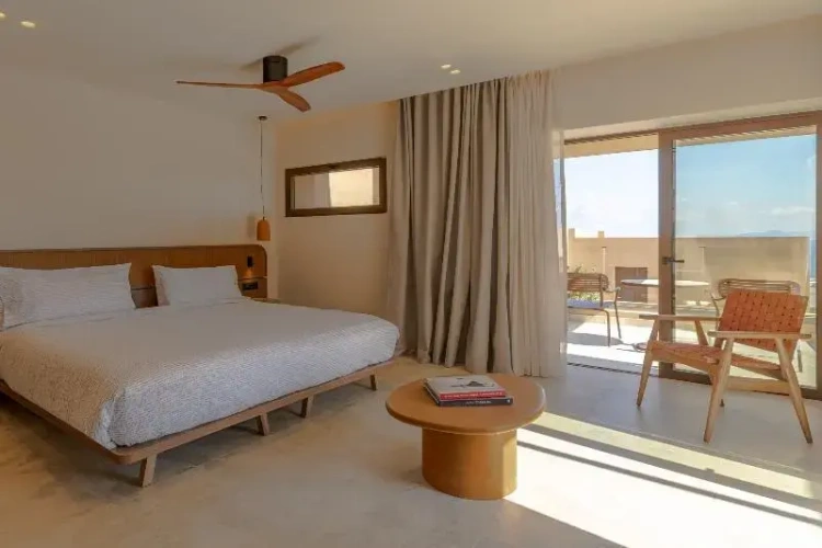 Apartment with balcony