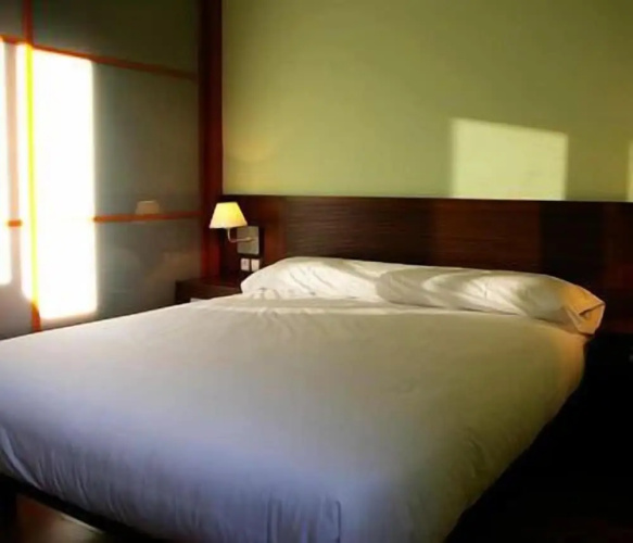 Roca Nevada Suites