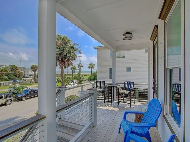 125-B East Ashley