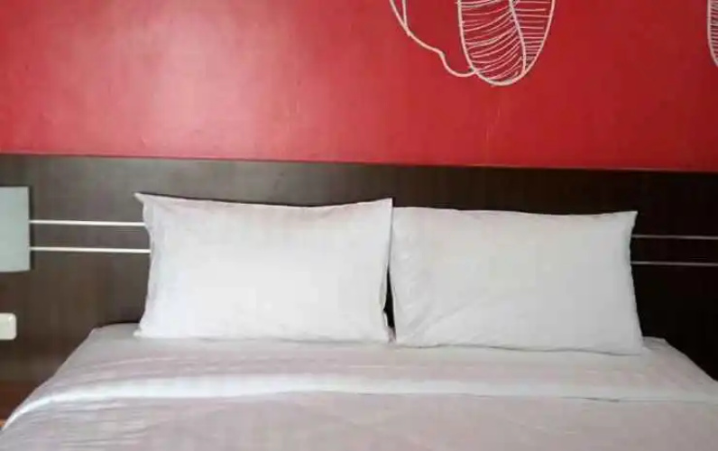 Hotel JAV Front One