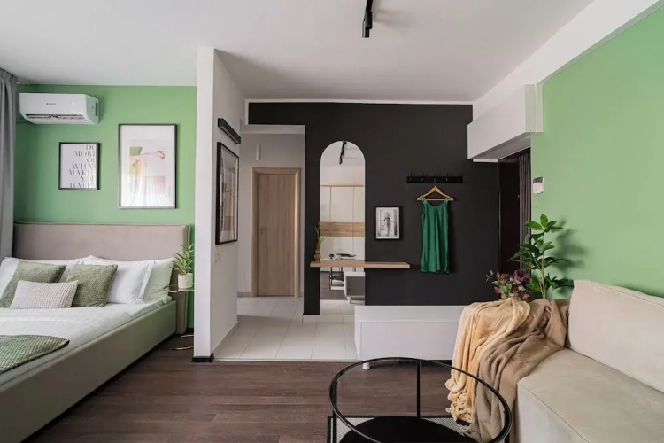 Cismigiu Park Studio - Fresh & Serene Flat with Light-Filled Interiors