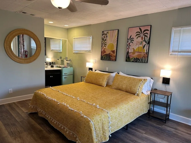 Quadruple Suite