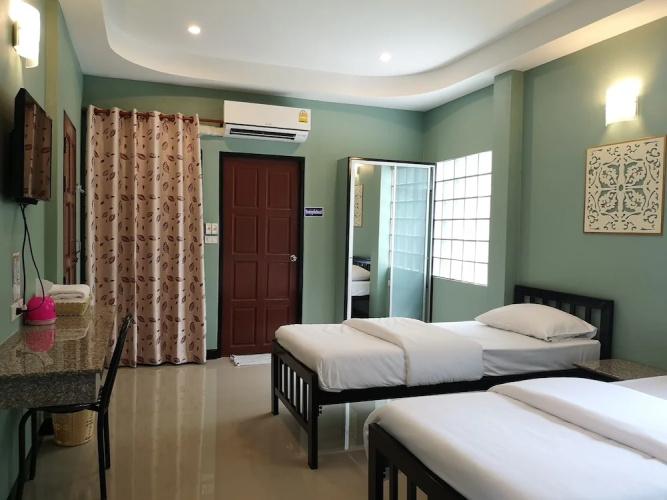 Huaisai Hotel