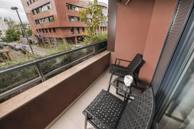 Ideal Apartments