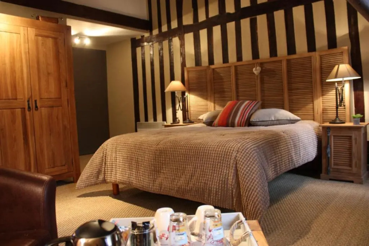 Deluxe Double room with city view