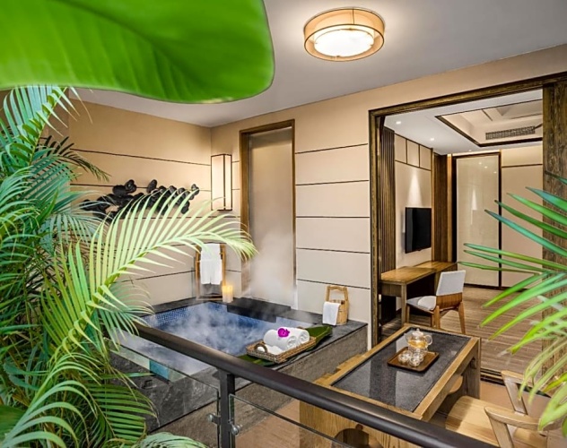 Standard Double Suite