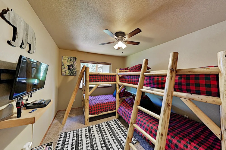 1737bra3 4 Bedroom Home