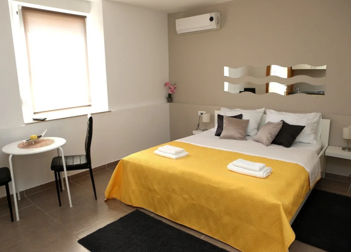 B&B Arena Prestige Rooms
