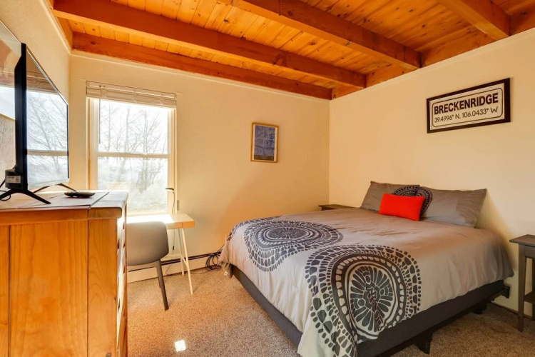 Mtn-view Condo w/ Community Perks in Silverthorne