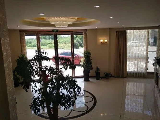 Kumquat Hotel