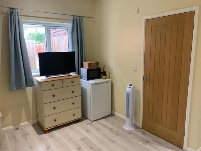 1 Bedroom Triple Apartment