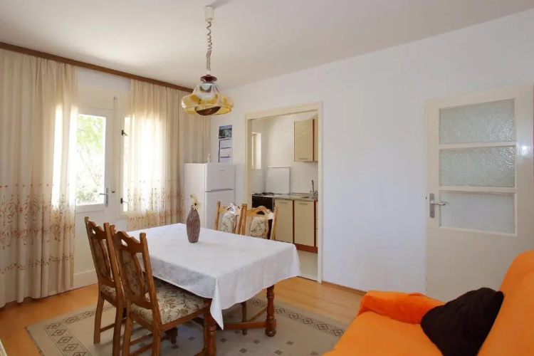 Apartment Josip