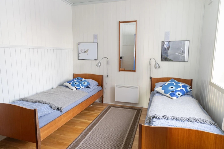 Ekker Island Arctic Lodge