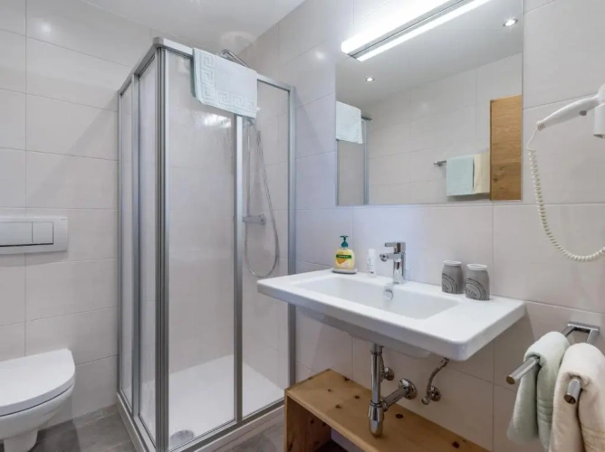 Standard Triple room with balcony
