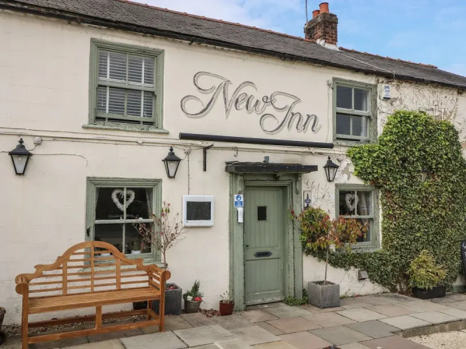 New Inn Apartment