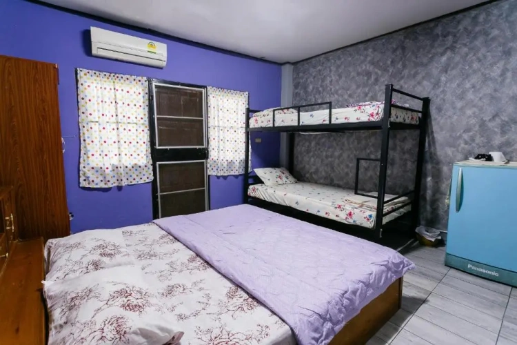Standard Quadruple room
