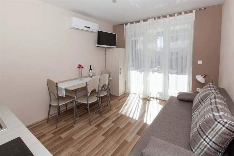 Apartments Karmen 2
