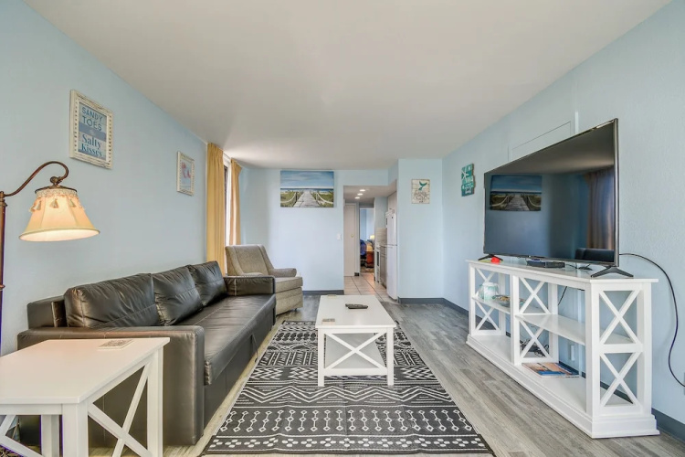 Myrtle Beach Condo w/ Lazy River: Walk to Beach!