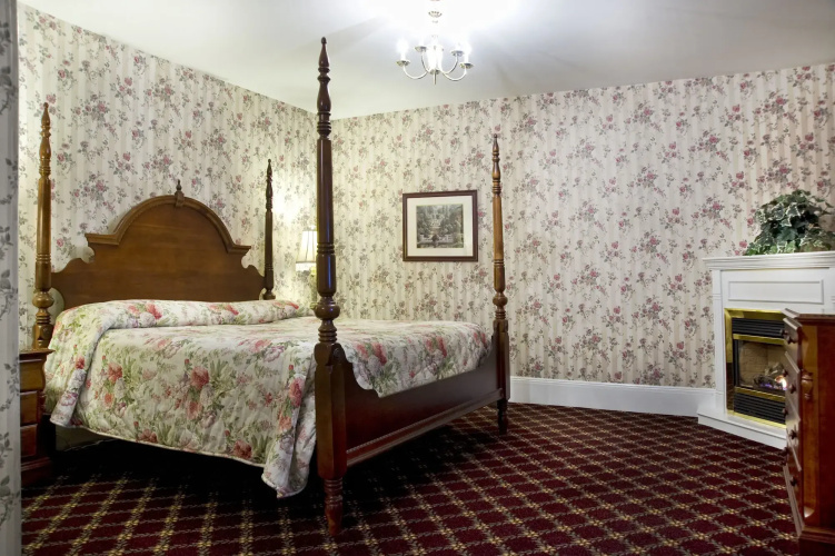 Bar Harbor Manor