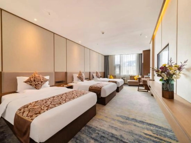 Linzhi Impression Hotel