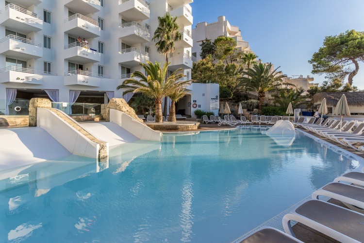FERGUS Style Cala Blanca Suites photo 27