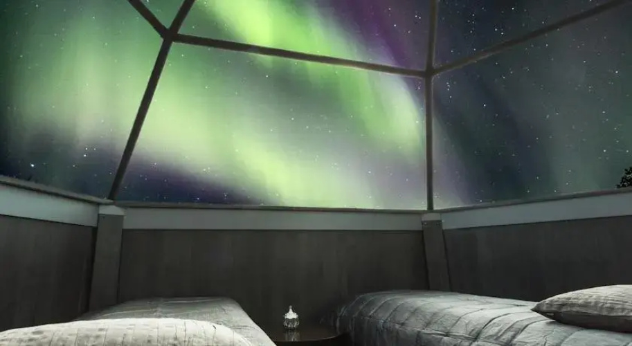 Arctic Glass Igloos
