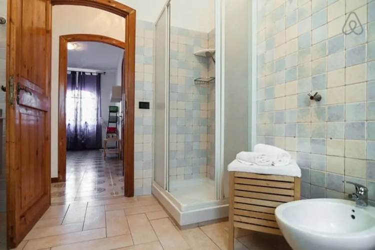3 Bedrooms Apartment