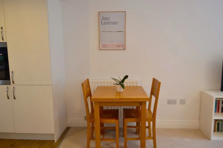 Boutique Flat off Leith Walk with Free Parking