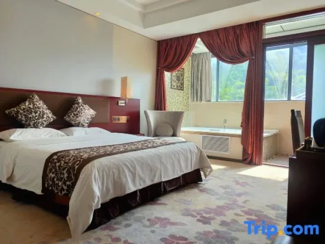 1 Bedroom Suite