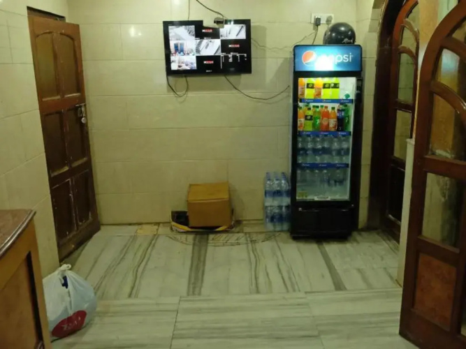 Hotel New India