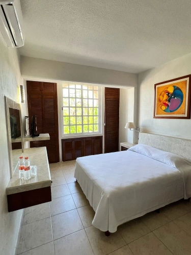 Presidential Suite with balcony and with city view