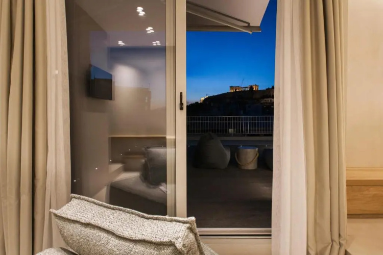 Acropolis 360° sky suite