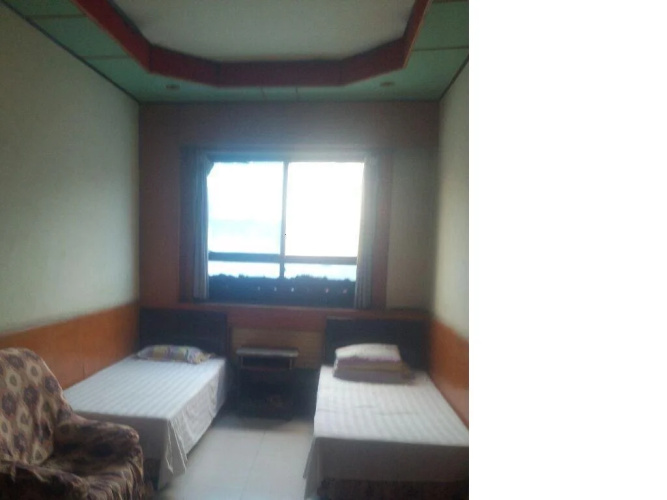 Sapphire Inn