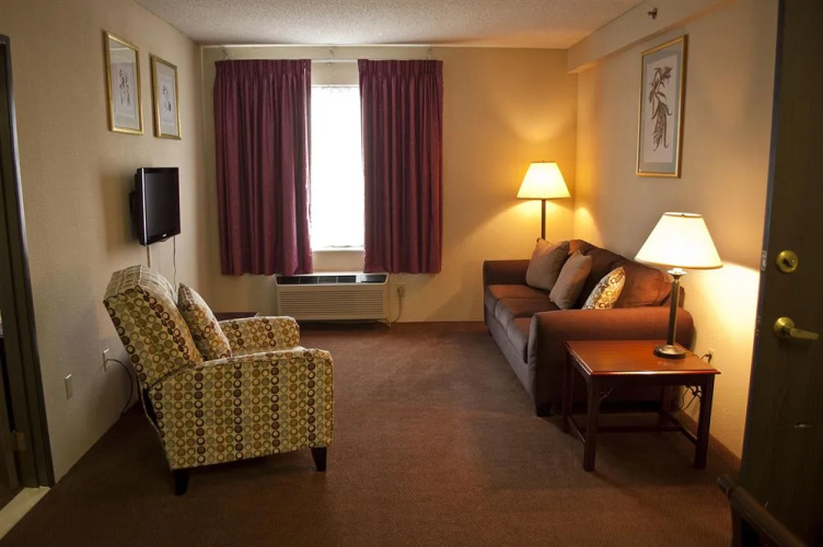 Northrock Suites