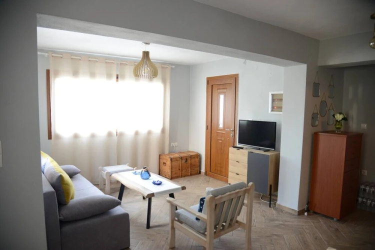 Athena Charming apt with stunning view