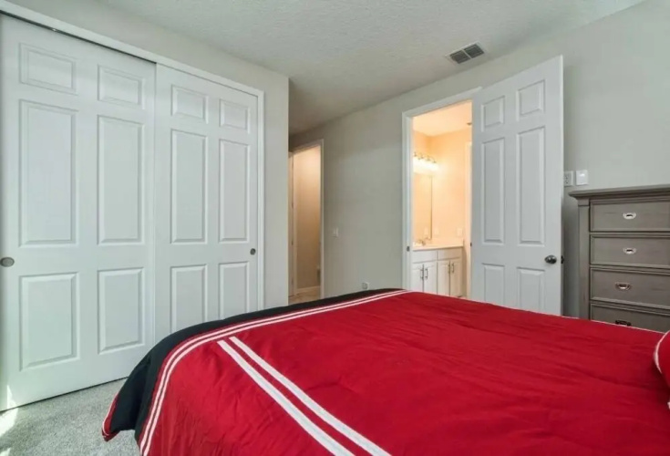 Headline 9 Bedroom Home by RedAwning