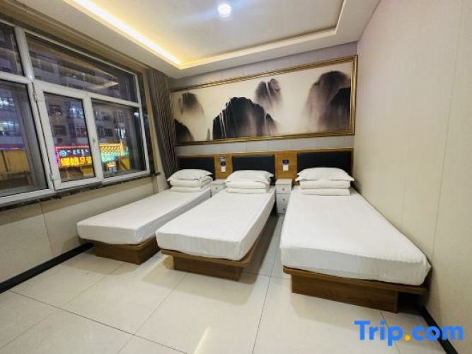 Deluxe Triple room