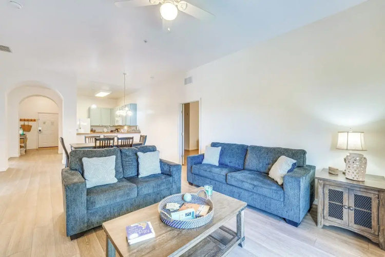 Bahama Bay Condo: 7 Mi to Disney!