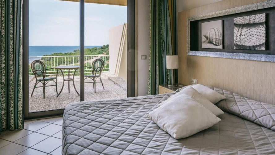 Superior room with sea view