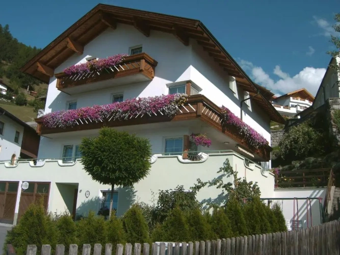 2 Bedrooms Apartment with balcony