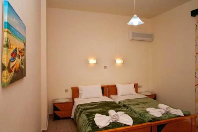 Nicolas Hotel