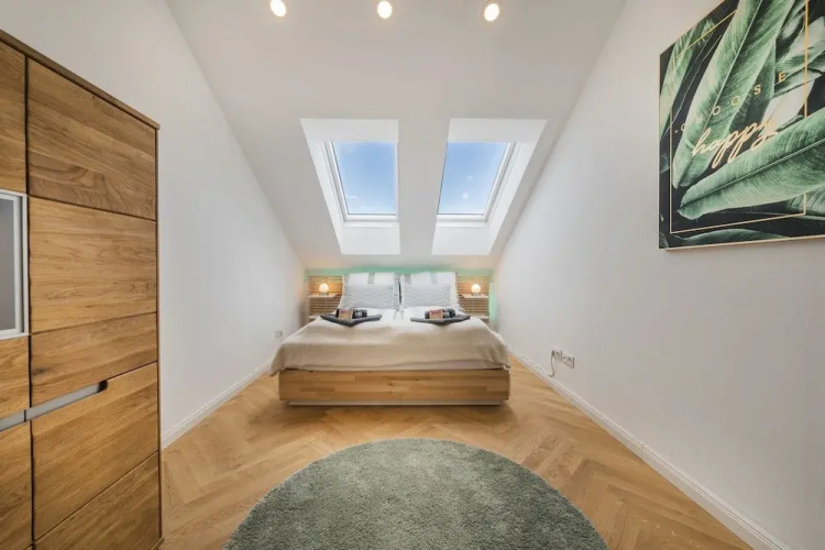 100sqm w terrace-Danube-AC - Netflix-3BR