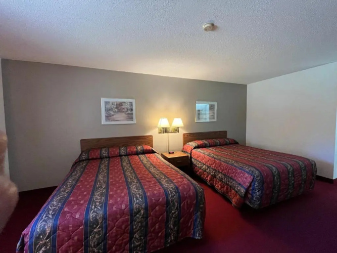 Boulder Bear Motor Lodge