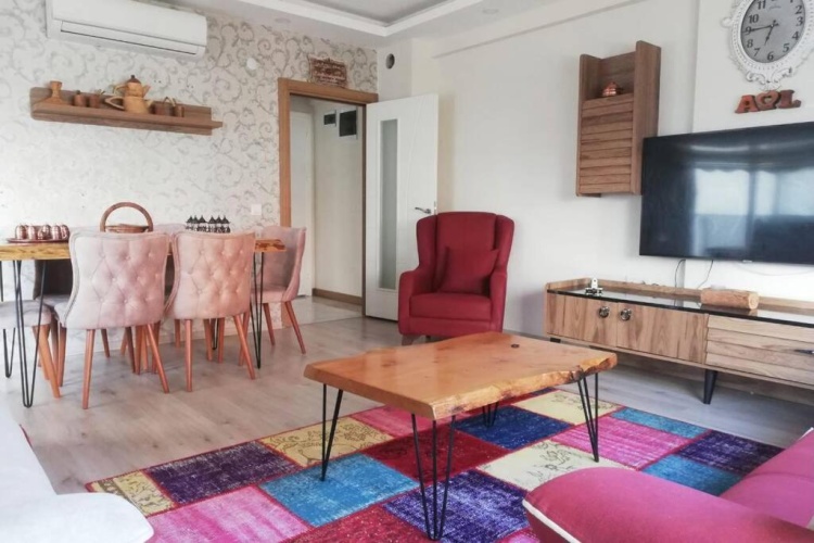 2 Bedrooms Apartment