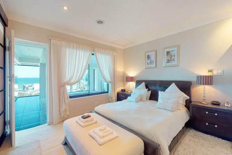 Luxury Beach Villa