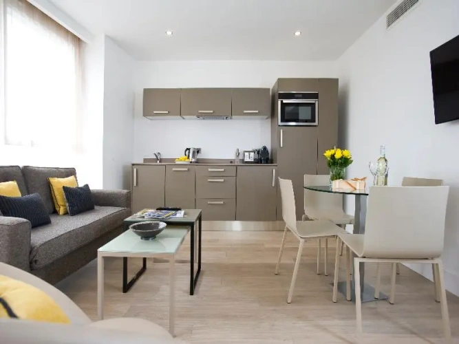 Quadruple Suite