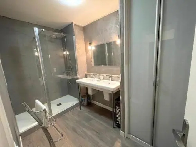 L'IDEAL 112 (85m2, 2 chambres, Parking)